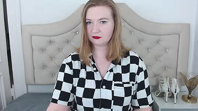 Snapshot of LaraDream chatting on 01-24-25, 09:15 LaraDream online show from 01-24-25, 09:15