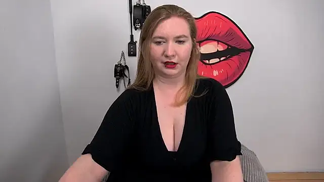 Snapshot of LaraDream chatting on 09-13-25, 11:43 LaraDream online show from 09-13-25, 11:43