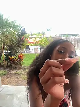 mismialove online show from 05-14-26, 11:06