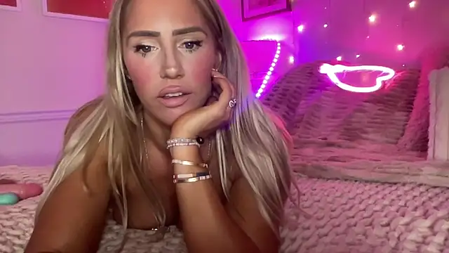 Fitnessbabe69 online show from 02-22-26, 08:24