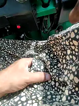 Snapshot of Kolkata___Boy chatting on 12-08-24, 04:35 Kolkata Boy online show from 12-08-24, 04:35