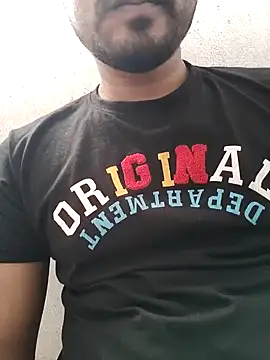 Snapshot of Kolkata___Boy chatting on 12-13-24, 09:24 Kolkata Boy online show from 12-13-24, 09:24