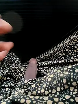 Snapshot of Kolkata___Boy chatting on 12-28-24, 02:22 Kolkata Boy online show from 12-28-24, 02:22