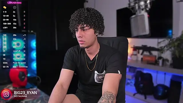 bigryann23 online show from 12-22-24, 03:55