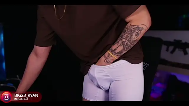 bigryann23 online show from 01-18-25, 01:08