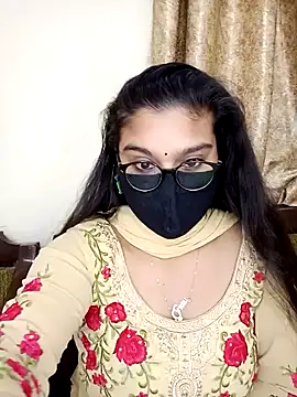 Jasmine jaaan online show from 01-17-25, 04:39